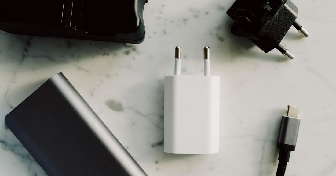 How to Choose a Power Bank for Travel: Complete Guide
